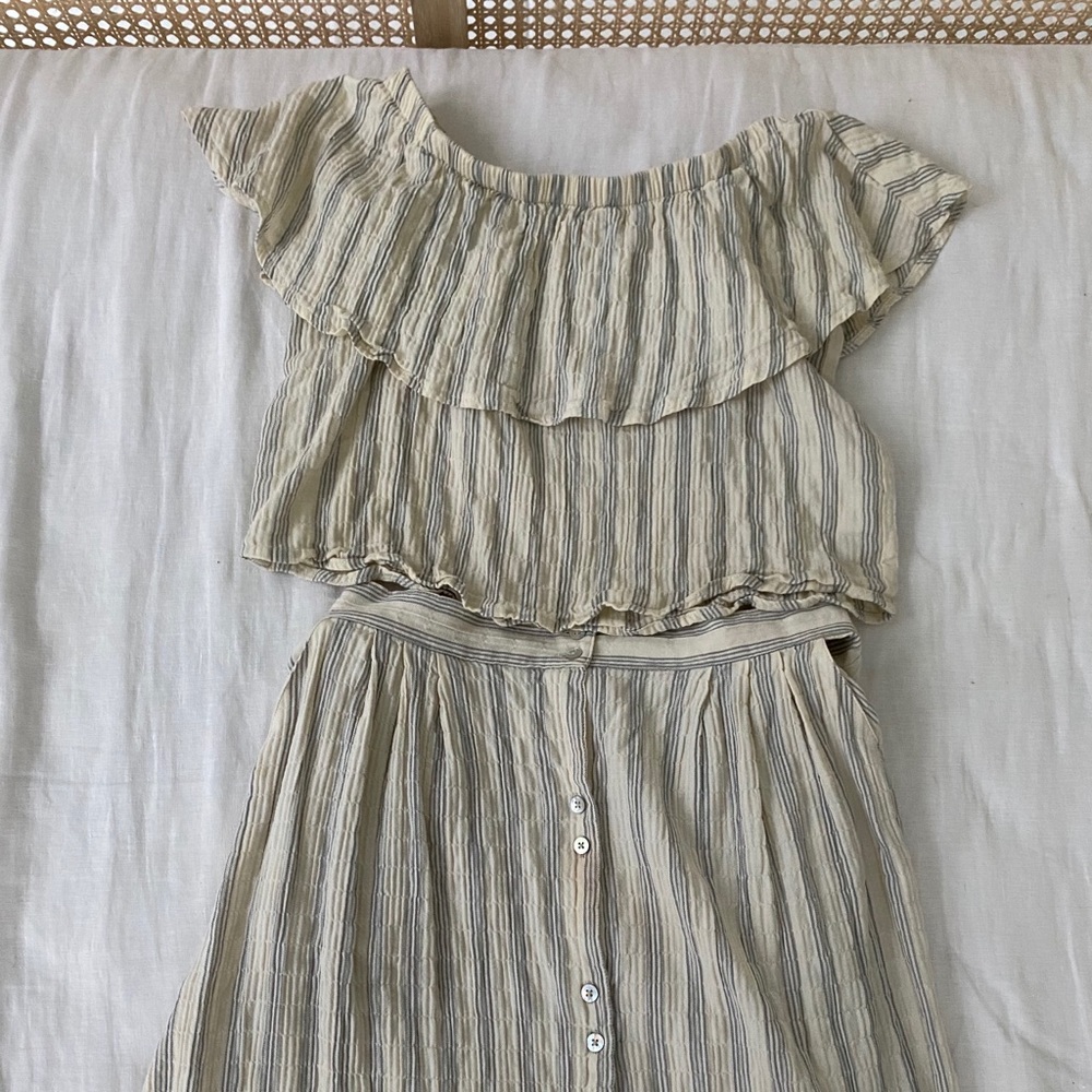 RYLEE & CRU WOMENS OFF THE SHOULDER TOP/SKIRT